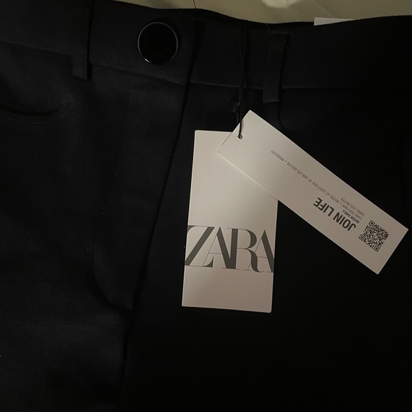 Zara Legging pants with button - Picture 4 of 5